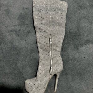 Elegant Silver Knee-High Women's Boots